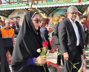 گلباران قبور مطهر شهدای جیرفت به مناسبت هفته دولت