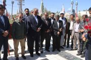 ادای احترام استاندار سیستان و بلوچستان به مقام شهدا در آغاز هفته دولت