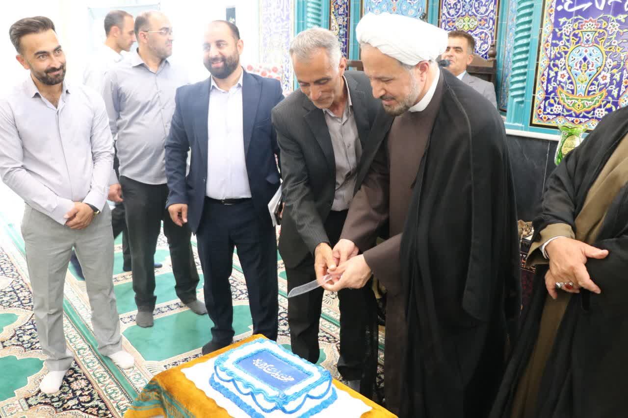 آغاز هفته دولت در مسجد عسگرآبادکوه ارومیه/ مسجد؛ سنگرِ خدمت و نماد پیوند دولت و ملت در هفته دولت