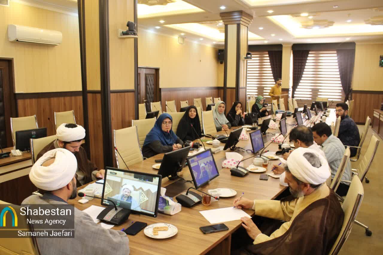مساجد فراتر از جشنها هفته وحدت، در تقویت وحدت اسلامی متمرکز شوند