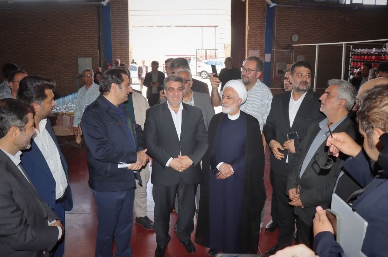 پشتیبانی از تولید و پایداری شبکه توزیع برق سمنان با ۱۴۶ مگاوات ظرفیت خورشیدی جدید