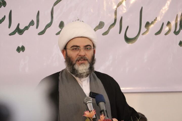 وحدت اسلامی باید با روایت مصادیق واقعی برادری تبیین شود