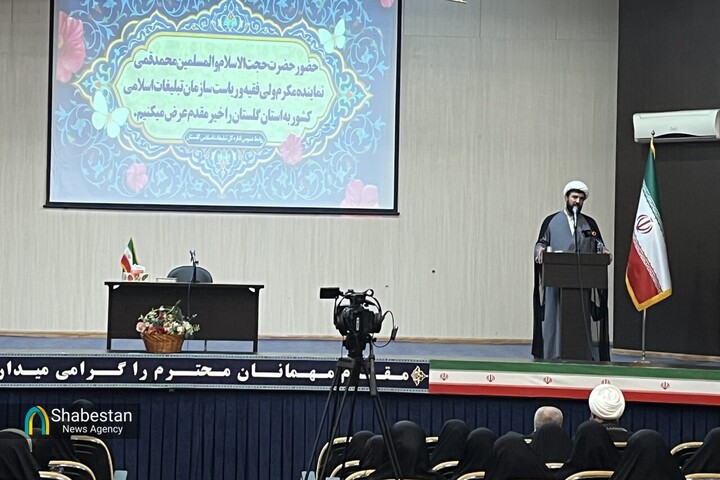 بانوان پرچمداران جبهه تبیین و خونخواهی شهدا هستند