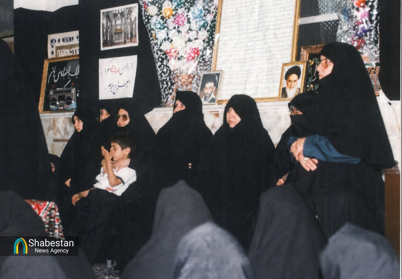 بانوی بی‌سوادی که شهری را با نور قرآن باسواد کرد