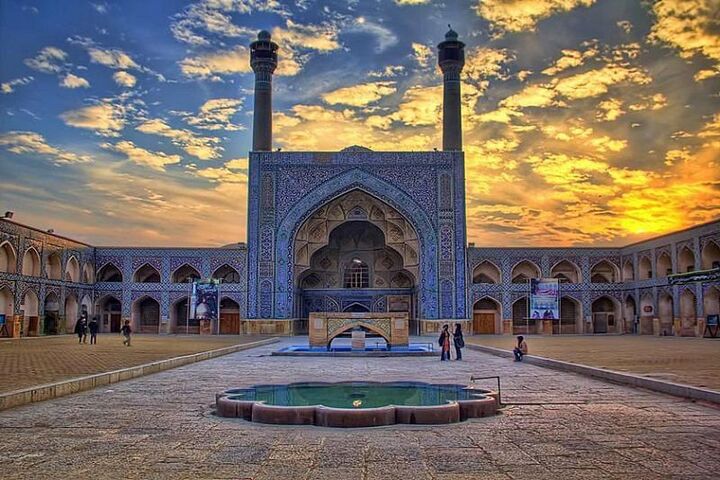 ویژه‌نامه روز جهانی مسجد (۳)؛ مسجد؛ پایگاه مقاومت فرهنگی