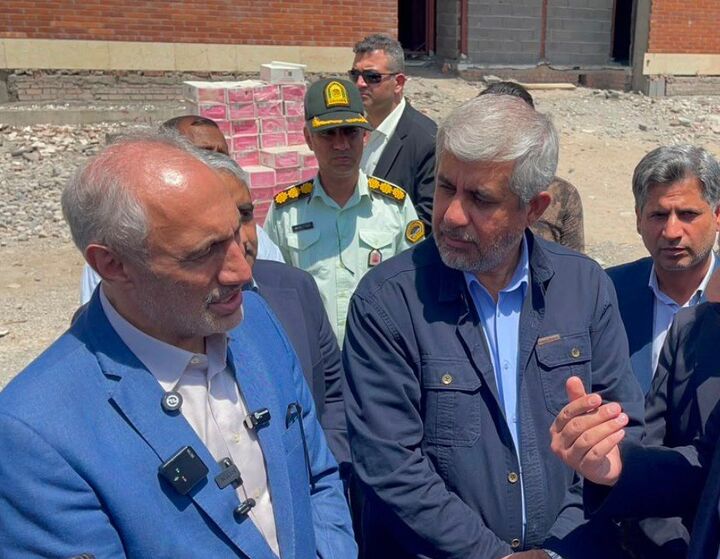 سفر رئیس سازمان برنامه و بودجه، مسیر تازه‌ای برای تکمیل بیمارستان‌های جیرفت و عنبرآباد گشود