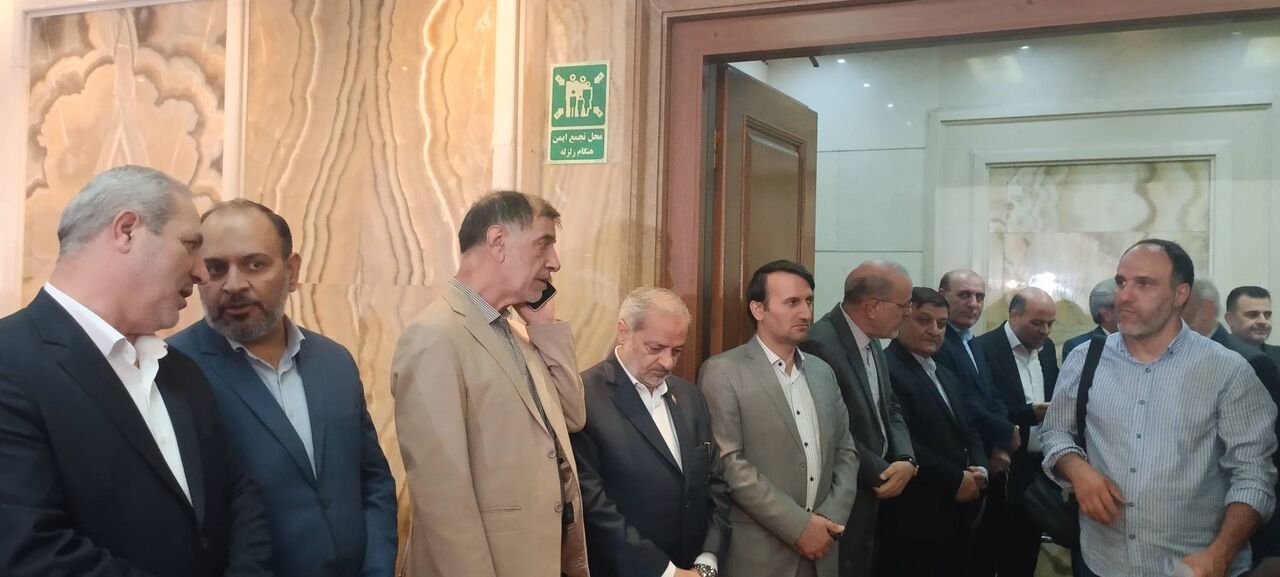 بزرگداشت «دولتمردان شهید» در مسجد امام صادق(ع) میدان فلسطین