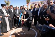 آغاز ساخت بستان‌سرای وحشی بافقی با حضور وزیر فرهنگ و ارشاد در بافق یزد