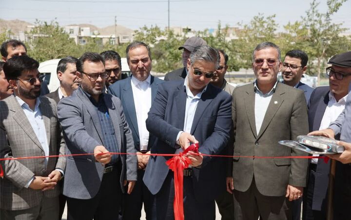 افتتاح متمرکز ۴۳ پروژه راهداری، آبرسانی و آموزشی در اراک همزمان با هفته دولت