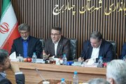 مردم نباید برای دریافت یک خدمت، در پیچ‌وخم اداری سرگردان شوند