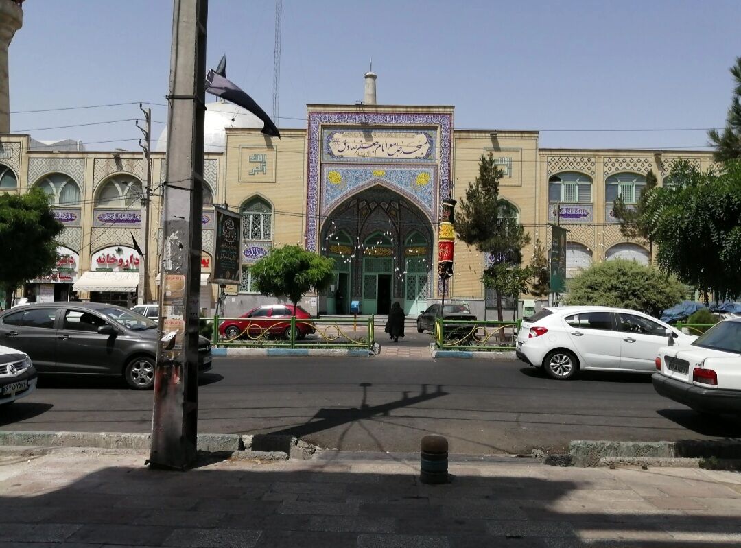 مسجدی که مروج سیره امام صادق(ع) در کادرسازی و تربیت نسل است