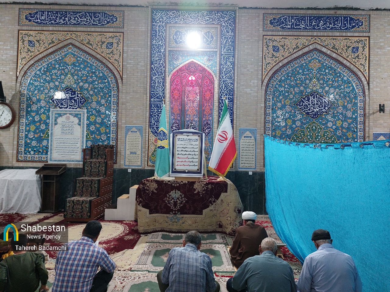 مسجدی که با عطر نام نبی (ص) و همت یک مکانیککار بیادعای راینی قد عَلَم کرد