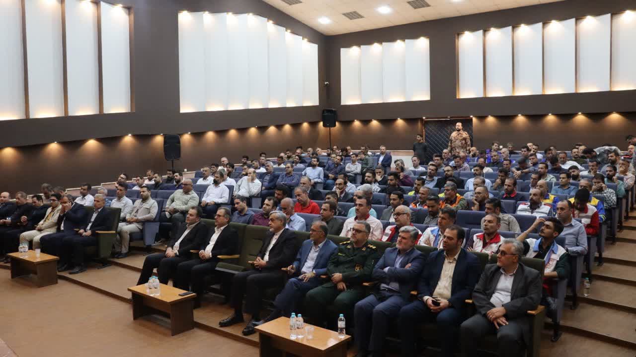 جمهوری اسلامی ایران امروز ابرقدرت جهان است