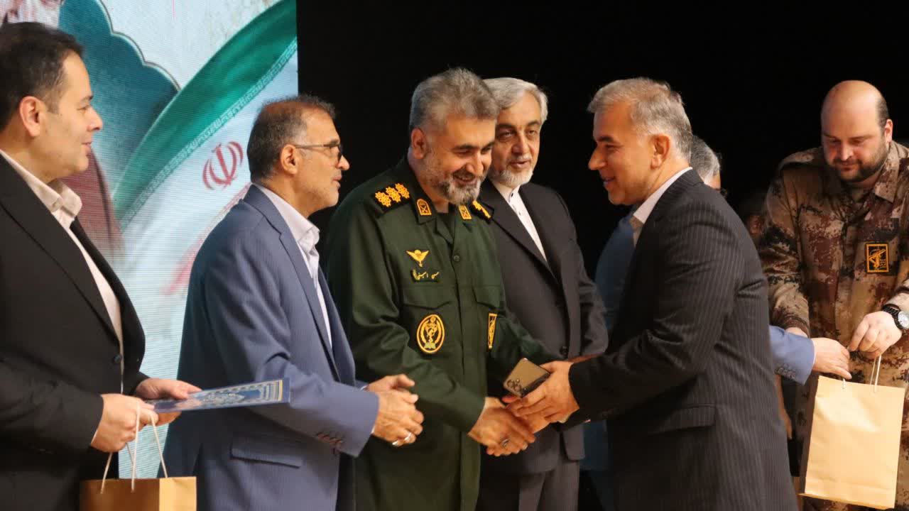 جمهوری اسلامی ایران امروز ابرقدرت جهان است
