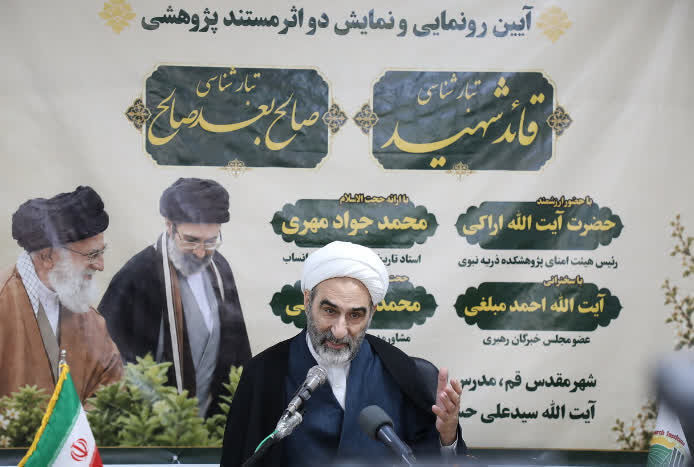 ظرفیت سادات باید به نهاد اجتماعی تبدیل شود