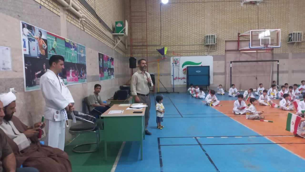 همایش «رویش»؛ پیوند ورزش، معنویت و خانواده با حضور کاراته‌کاران شهید احمد کاظمی