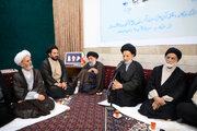حوزه موفق باید انسان‌سازی برسد