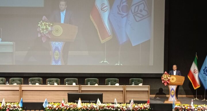 بانک مرکزی تأمین بستر رشد تولید و اشتغال را برای تحقق اقتصاد اسلامی دنبال می‌کند