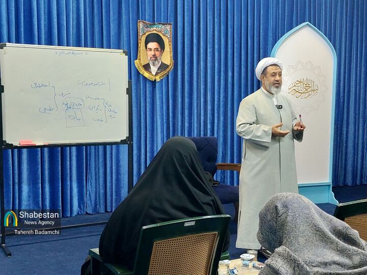 شرور در زندگی انسان از سه طریق بروز می‌کند