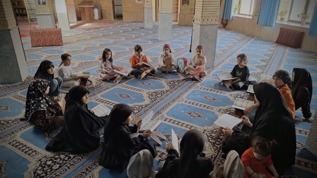 مسجد امام حسین(ع) بروجن؛ خانه‌ای برای رویش دختران قرآن‌خوان و خلاق