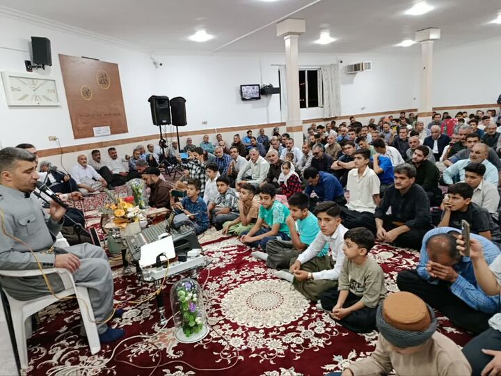 مراسم مولودی‌خوانی و آیین پایانی دوره روخوانی قرآن در کانون باب‌السلام سنندج برگزار شد