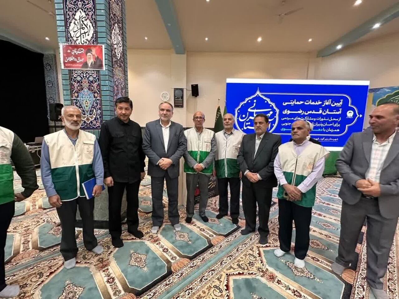 خادمیاران رضوی؛ حلقه وصل نیازمندان زیرکوه با سفره کرامت امام رضا(ع)