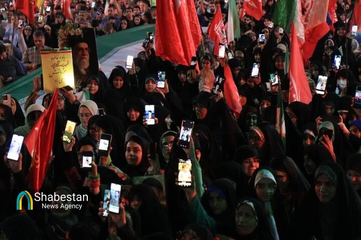 تلألو پرچم ایران در قرار ۲۲۰ رشتوندان