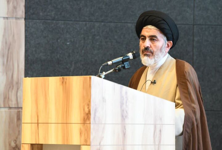 وحدت و همگرایی کشورهای اسلامی، ضرورتی برای مقابله با توطئه‌های دشمنان است
