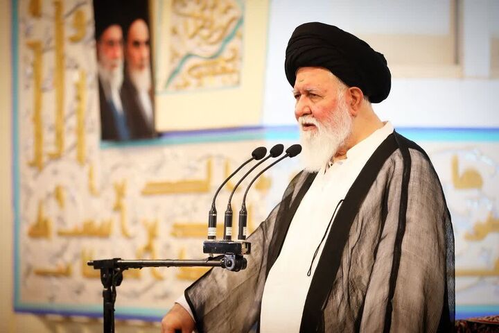 پنج راهبرد رهبر جوان و اندیشمند، حرکت انقلاب را از مسیر عادی به جهش تبدیل کرد