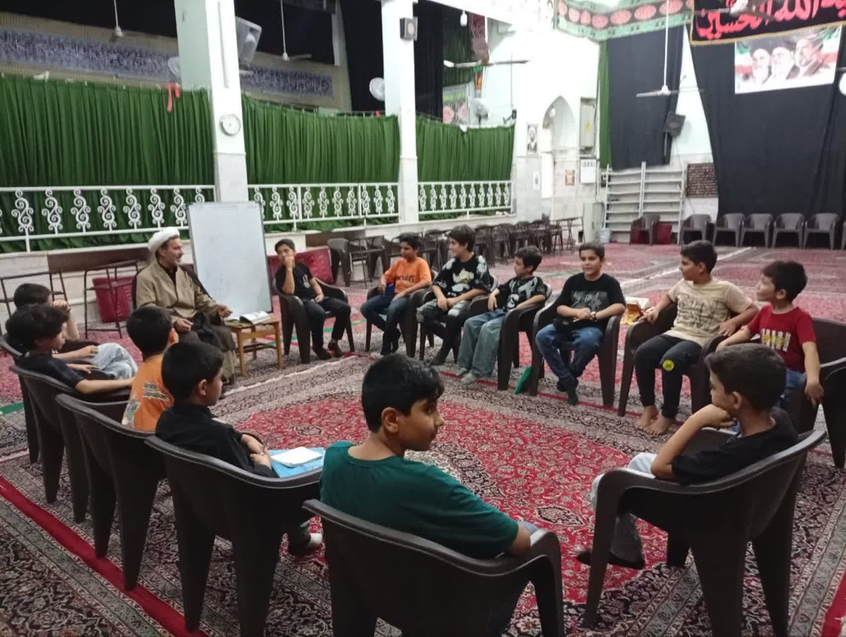 مسجد؛ نقطه آغاز حکمرانی محلهمحور با تربیت نسل مسئولیتپذیر/ تربیت مربی از دل کانون؛ تجربه موفق کانون حضرت خدیجه(س)