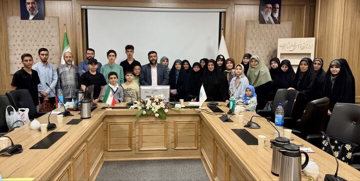 عبور شبکه تسهیل‌گران «مشهد شهر کتابخوان‌ها» از مرز ۲۰۰ نفر