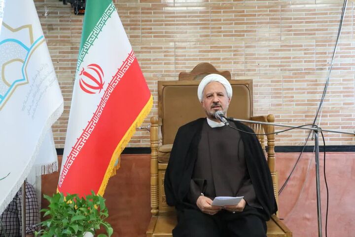 مساجد و کانون‌های فرهنگی هنری باید متناسب با شرایط جنگی، برنامه‌ریزی کنند