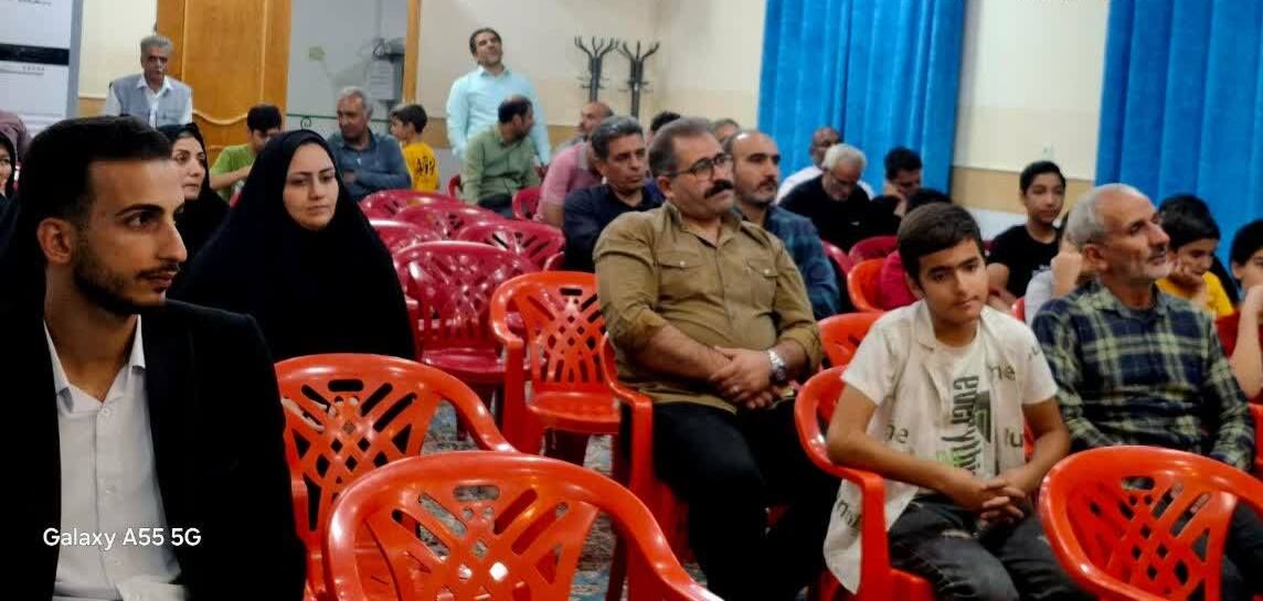 تکریم و معارفه مدیرمسئول کانون فرهنگی هنری امام زمان (عج) آران و بیدگل