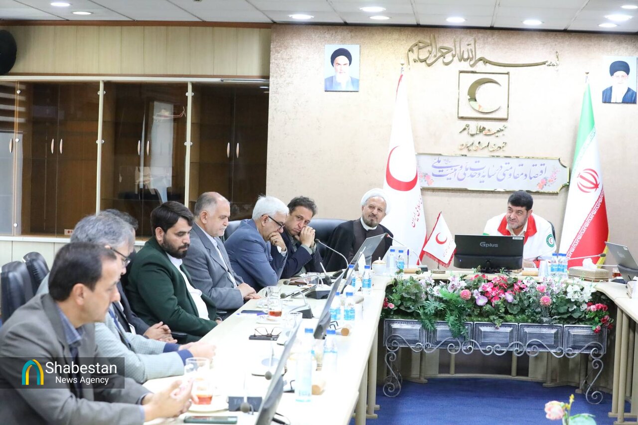 نشست مشترک رئیس ستاد کانون‌های مساجد با رئیس جمعیت هلال احمر کشور