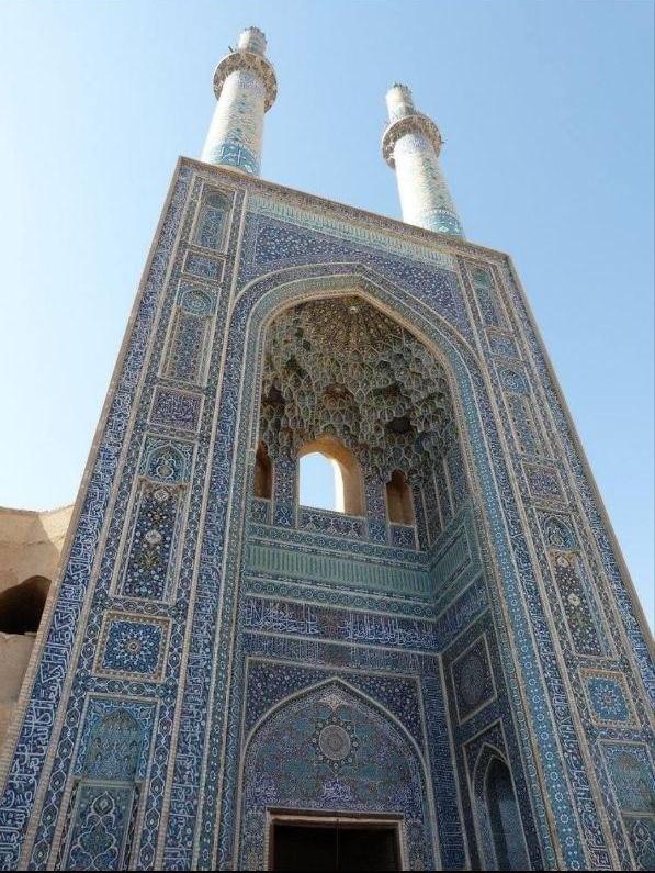 مسجد جامع یزد؛ روایت جان بخشیدن هنر به دیوارهای کویر