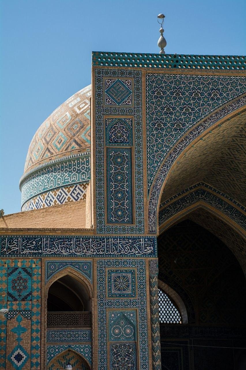 مسجد جامع یزد؛ روایت جان بخشیدن هنر به دیوارهای کویر