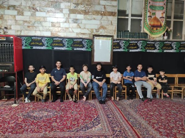 یک دهه فعالیت فرهنگی کانون امام حسین(ع) برای جذب به مسجد