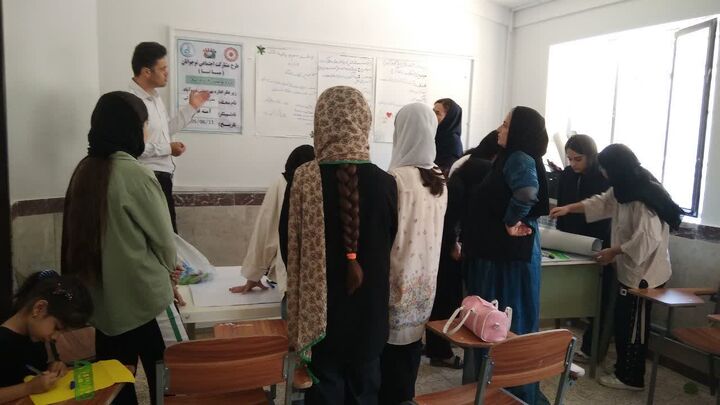 برگزاری طرح مانا در روستای دزلی سروآباد؛ گامی برای تقویت مشارکت اجتماعی نوجوانان