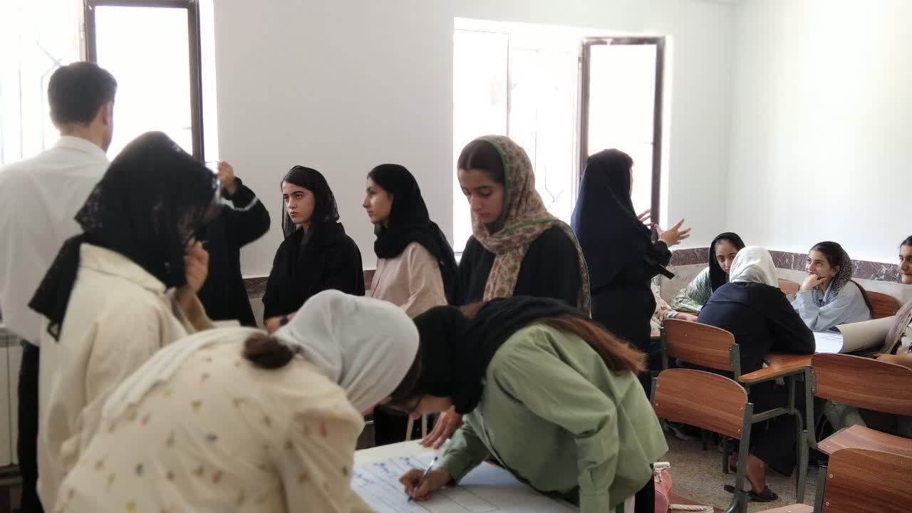 برگزاری طرح مانا در روستای دزلی سروآباد؛ گامی برای تقویت مشارکت اجتماعی نوجوانان