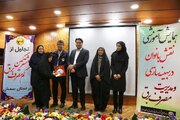 تجلیل از مشترکان خانگی برگزیده برق در استان سمنان