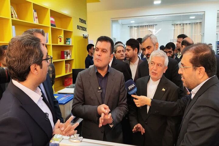 معاون علمی رئیس‌جمهور از پارک علم و فناوری خراسان جنوبی بازدید کرد