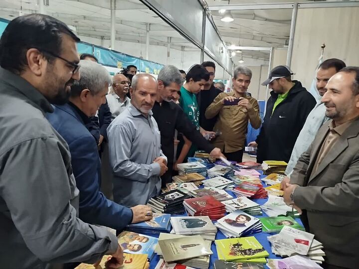 کتاب در متن توسعه فرهنگی کردستان؛ ضرورت بازگشت مطالعه به سبد خانواده