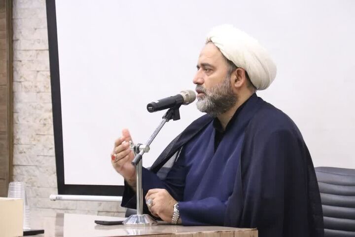 فلسفه زندگی و رمز خودسازی و خانواده‌سازی است