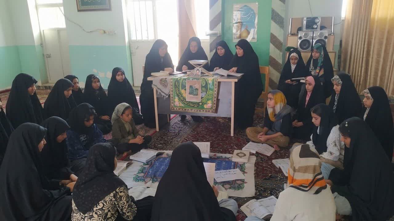 از مسجد روستا تا رقابت قرآنی؛ نوجوانان اسلام‌آبادغرب در «مدهامتان» درخشیدند