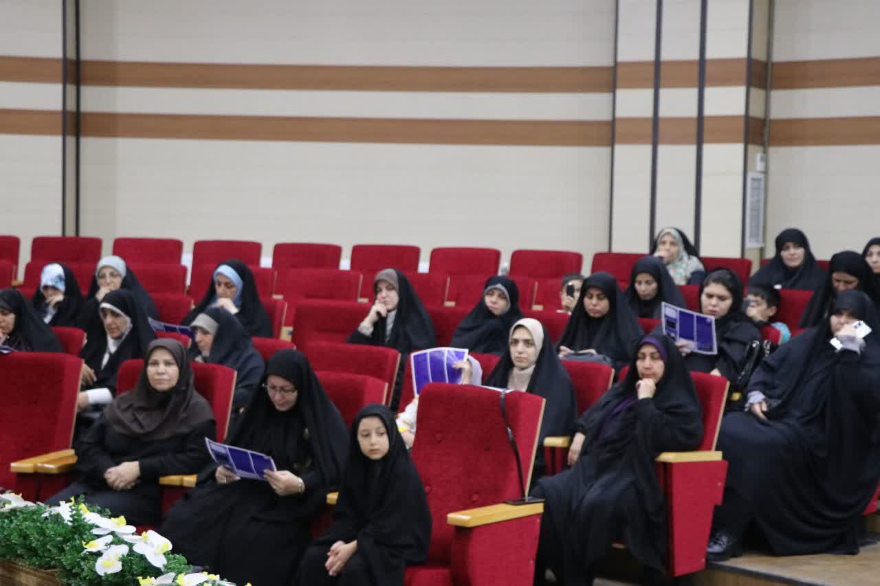 طرح «هر مسجد، یک پایگاه مهارت‌آموزی» در آذربایجان‌غربی کلید خورد