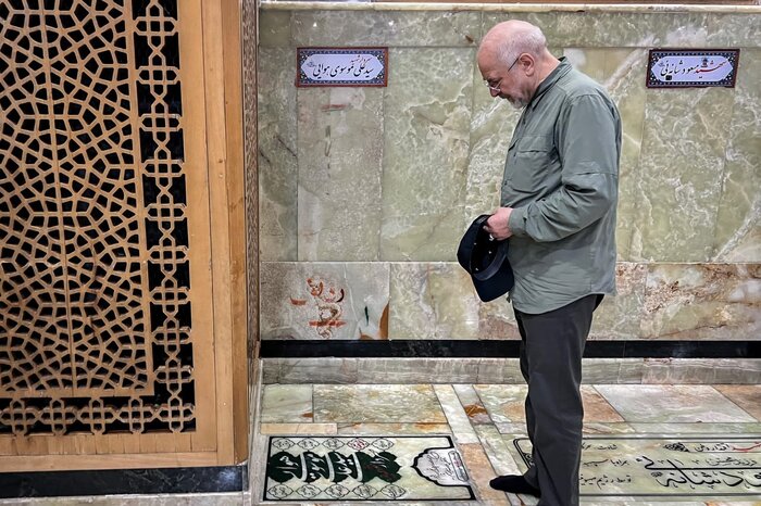 حضور قالیباف در حرم مطهر حضرت عبدالعظیم حسنی (ع)