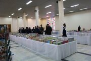 برپایی نمایشگاه و فروشگاه کتاب و نوشت افزار ایرانی در نیشابور
