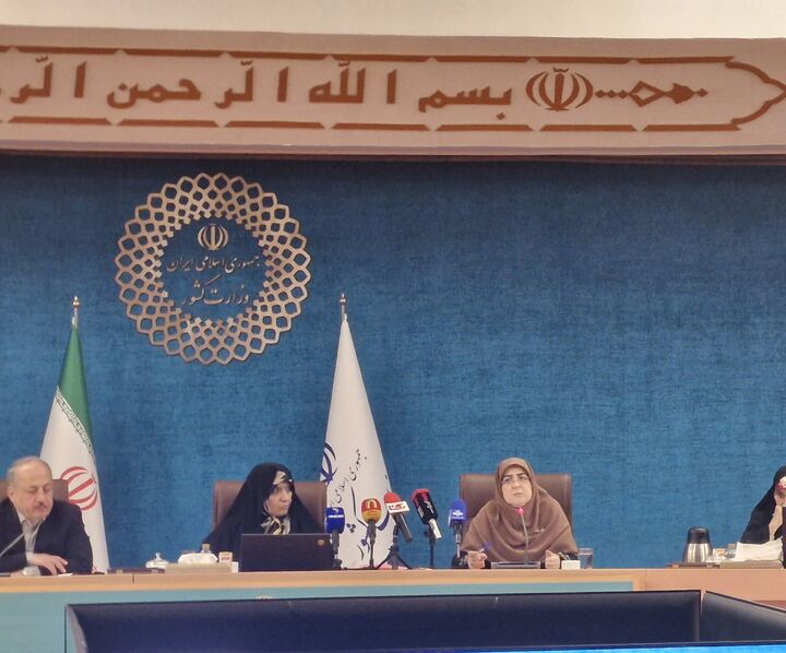 مهاجرانی: زنان ظرفیت بالایی در فرهنگسازیِ صرفه‌جویی دارند که باید فعال شود