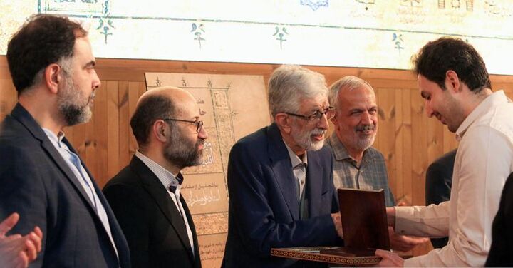 تجلیل از یازده تن از استادان و پژوهشگران فرهنگستان در هفدهمین دورۀ حامیان نسخ خطی