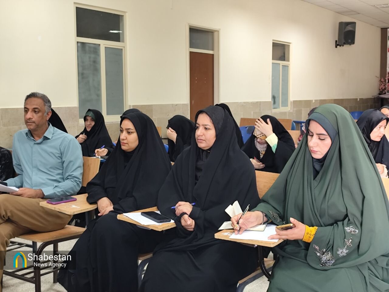از تولید خانگی تا بازار آنلاین/ کانون‌های مساجد وارد اقتصاد دیجیتال شدند